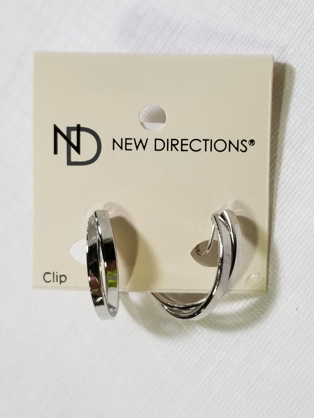 CLIP METAL HOOP EARRINGS SILVER TONE