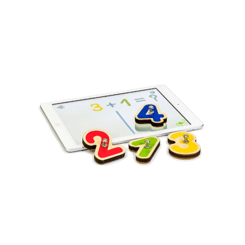 INTERACTIVE WOODEN NUMBERS FOR TABLET