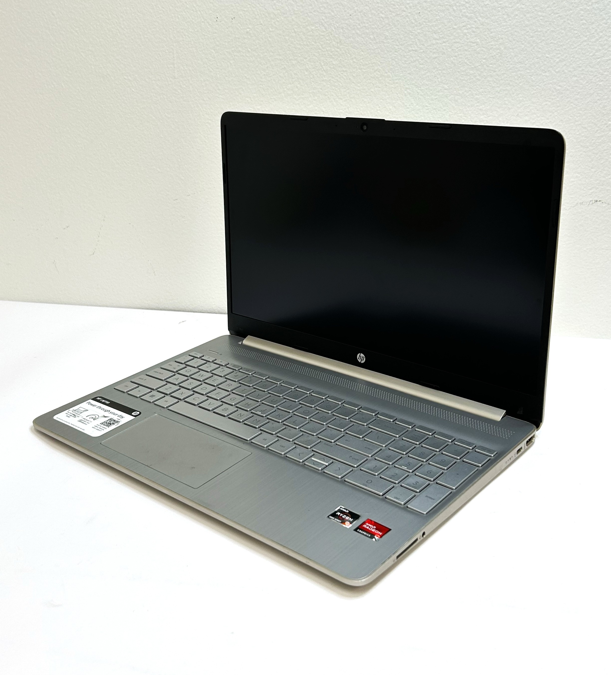HP LAPTOP 15-EF2357NR