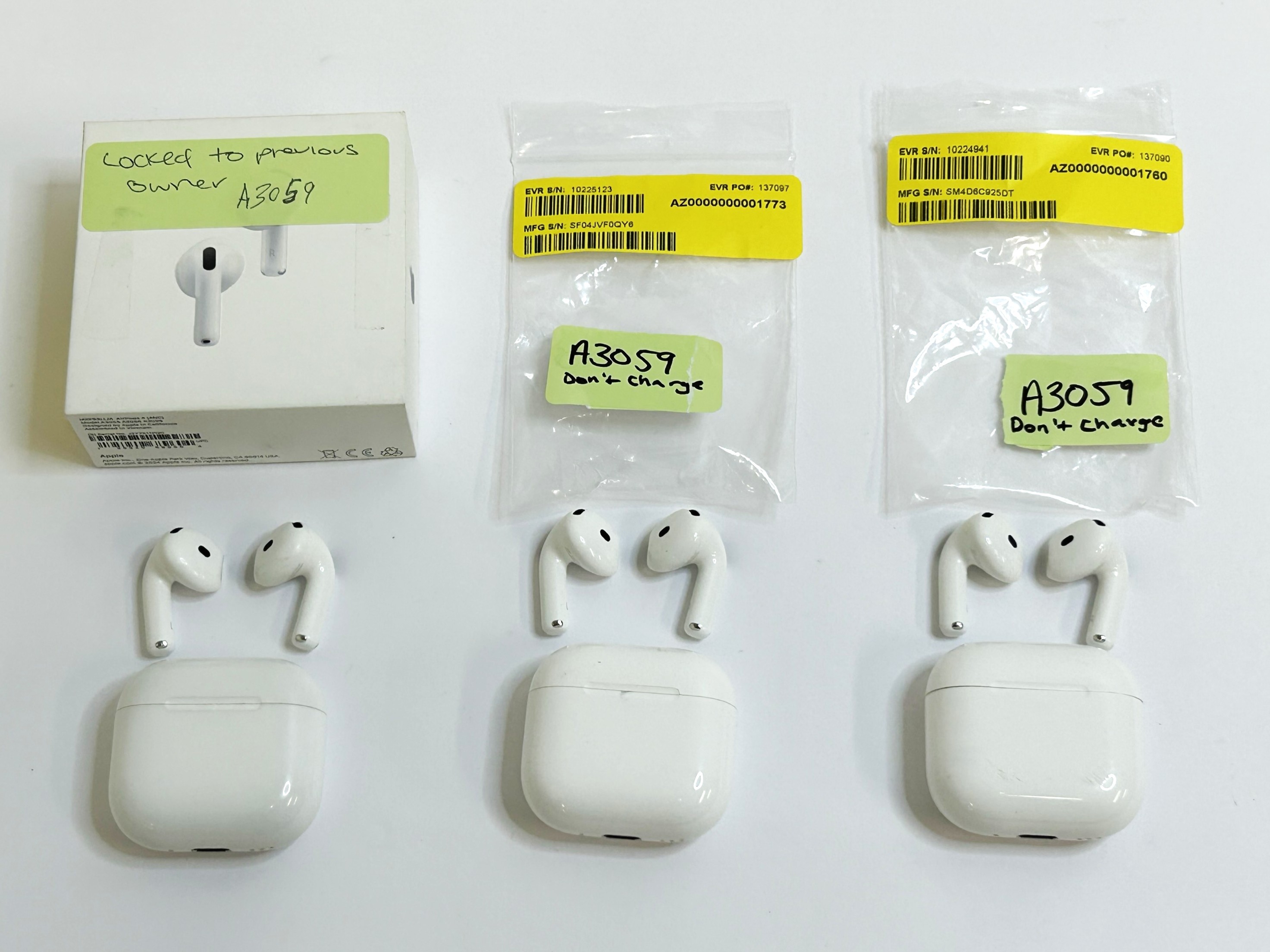 AIRPODS 4 WITH ACTIVE NOISE CANCELLATION