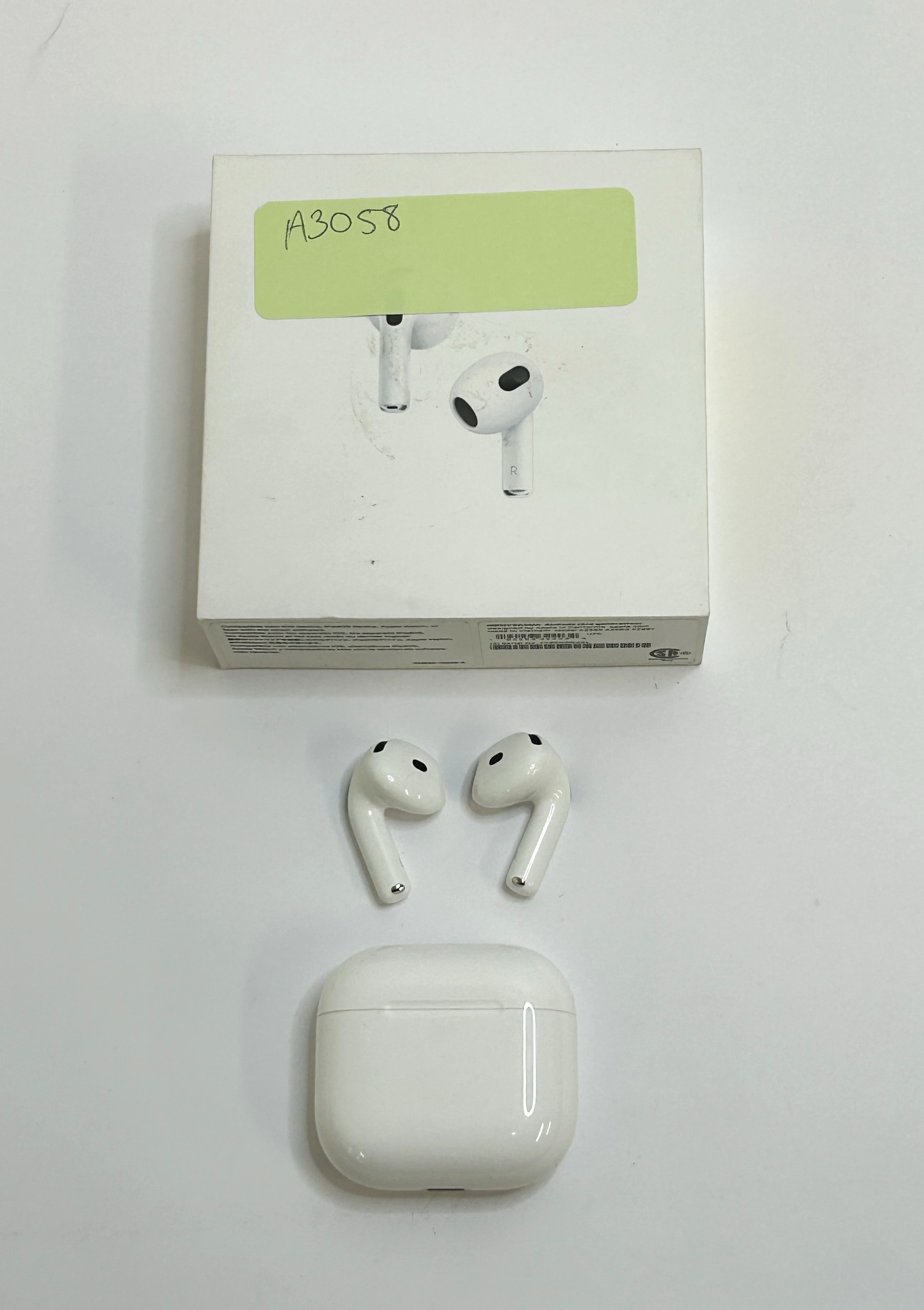 Apple AirPods 4th Generation MXP63LL/A