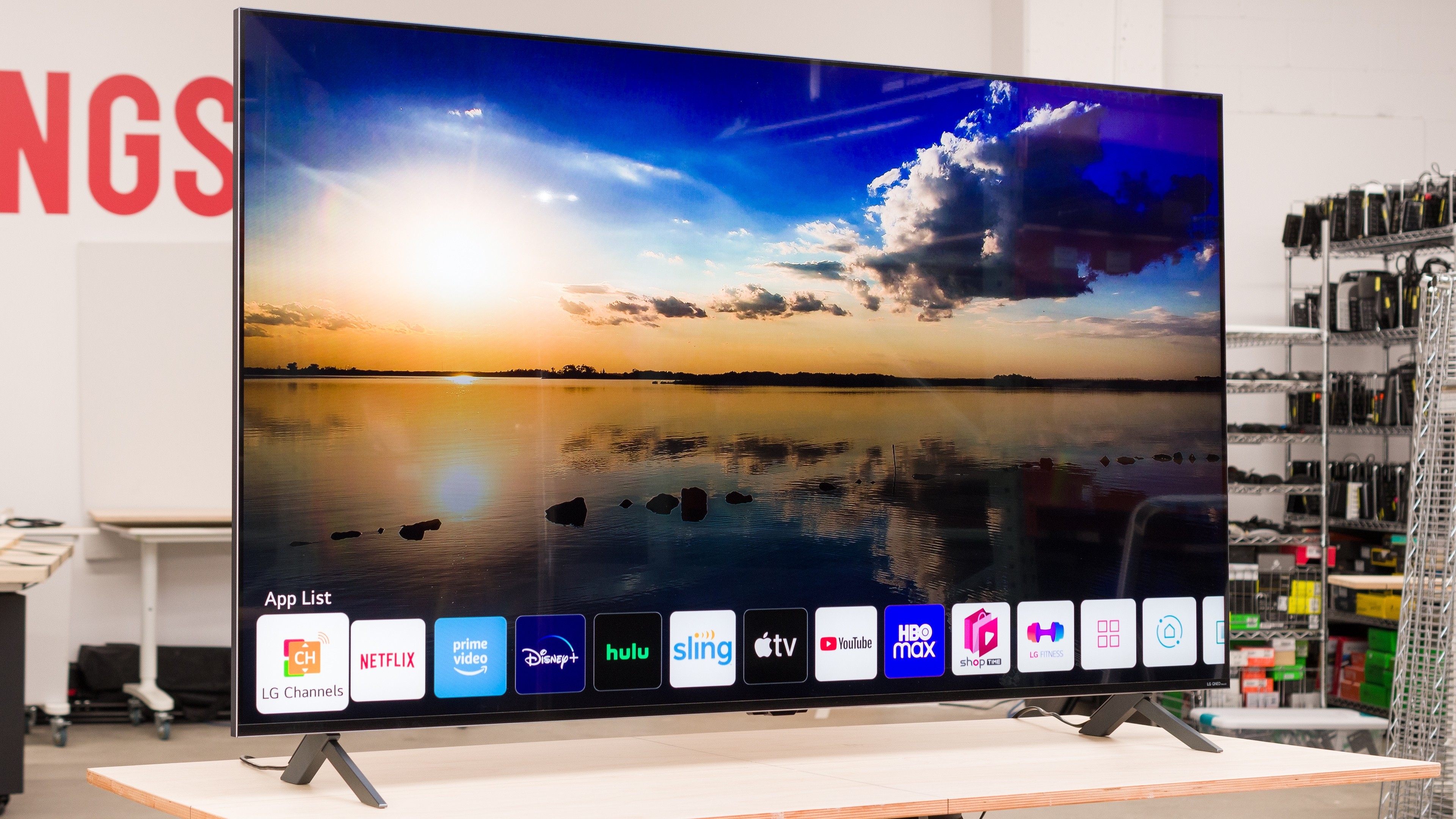 LG 65" CLASS 4K UHD SMART MINI LED TV