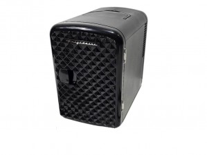 Frigidaire 9-Can 4-Liter Mini Retro Beverage Fridge Diamond Door EFMIS222-Black