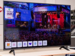 LG 43" 4K UHD Smart LED HDR TV TruMotion 120 (60Hz) webOS 6.0 - 43UP7000